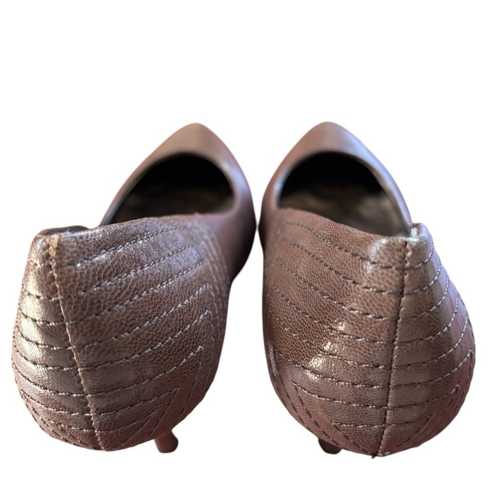 GUESS Ringtone Elegant Brown 2” Heels, Size 7 - Picture 4 of 10